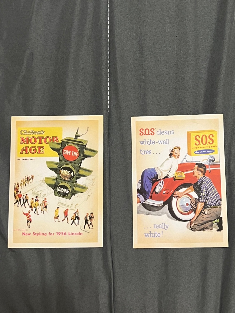 2 Retro Post Cards Colorful Vintage-Inspired